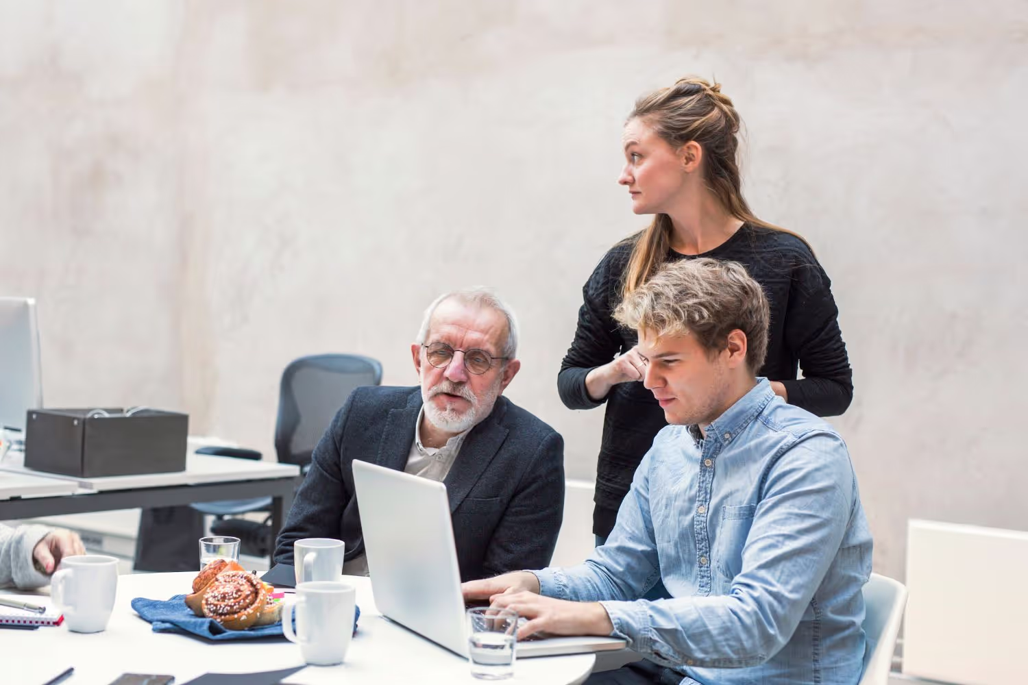 Adapting to Evolving Threats - Strategies to stay ahead in the face of rapidly evolving cyber threats